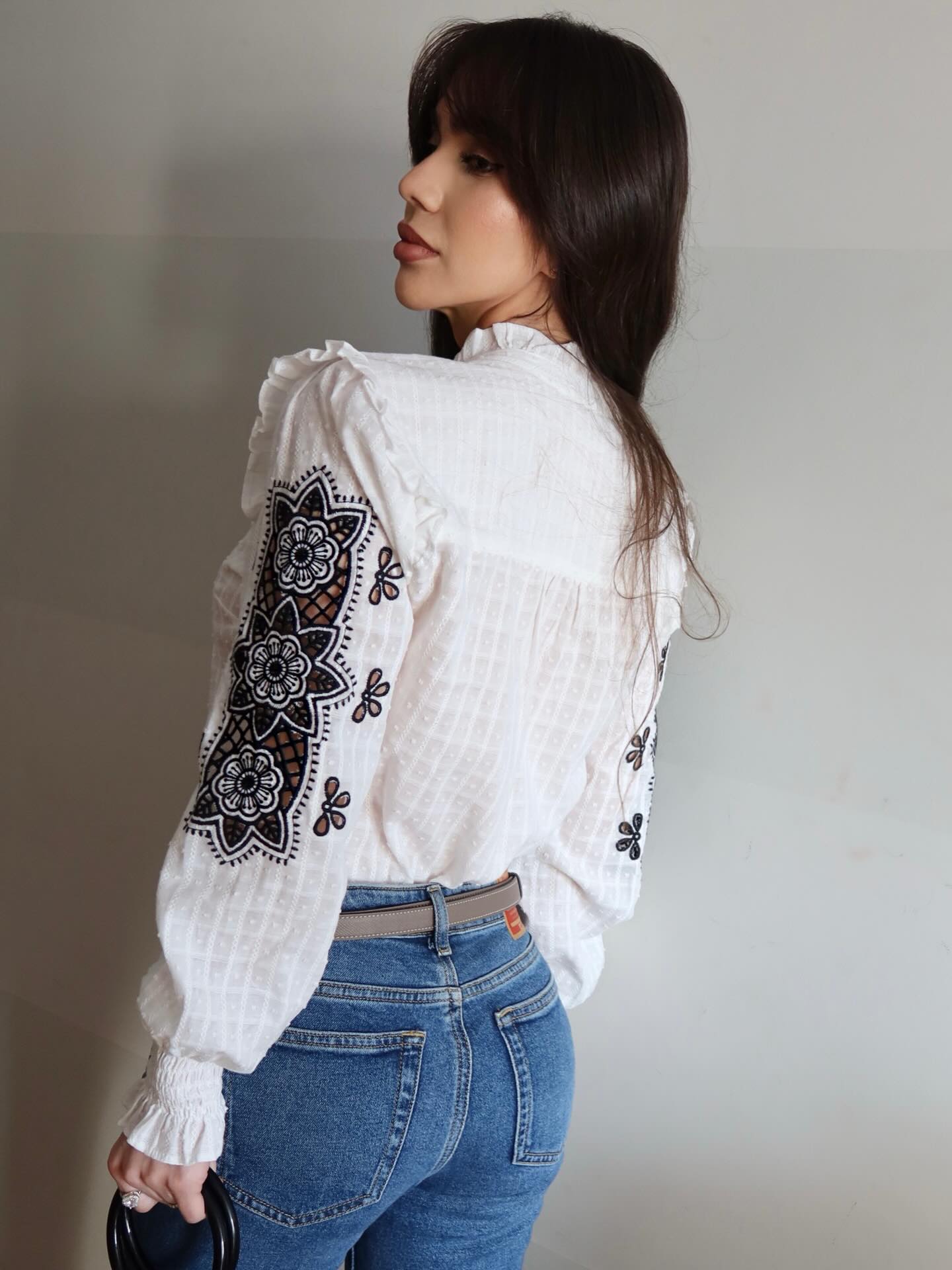 Camisa Heloísa Bicolor Bordada