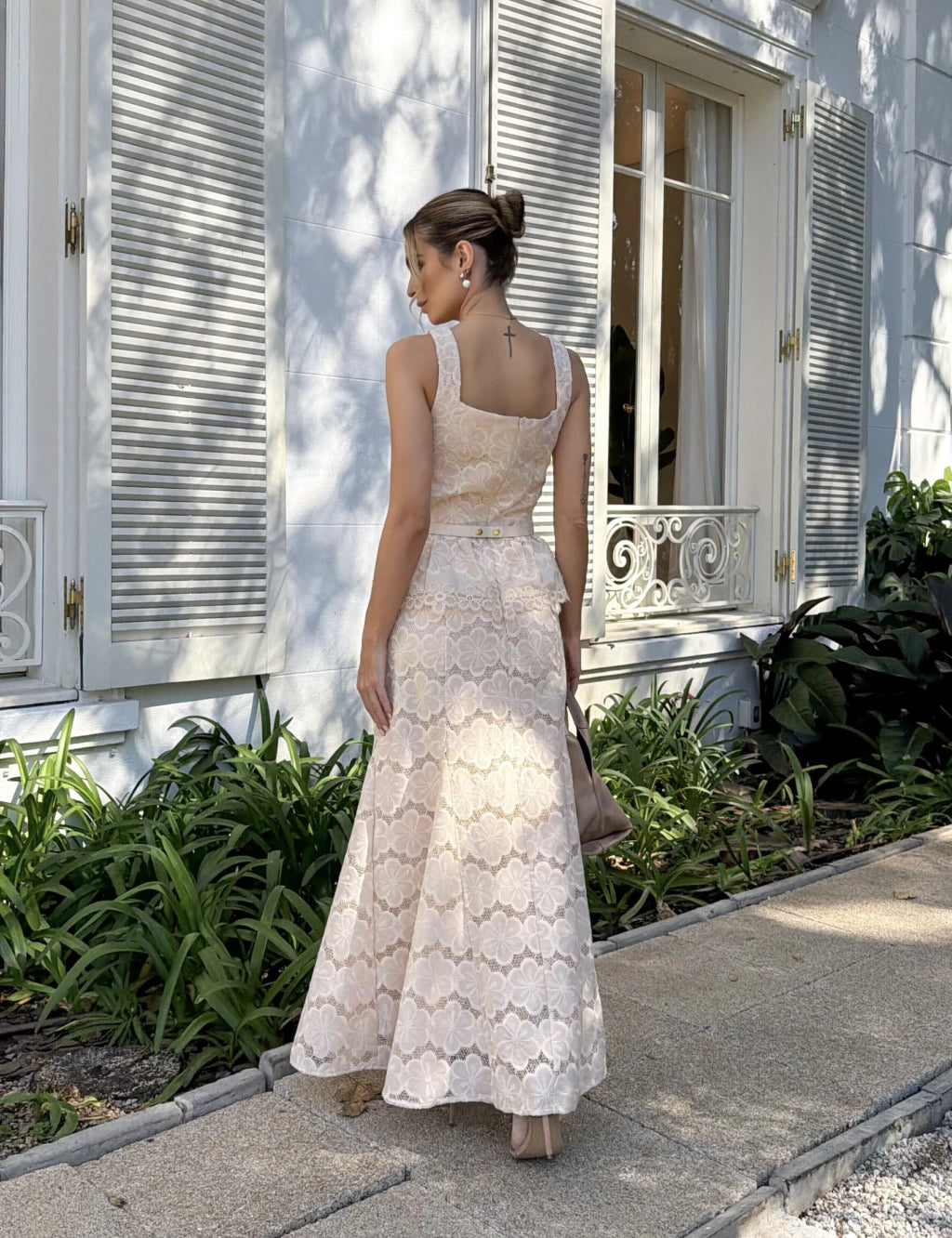 Vestido Laise Carmem Bege